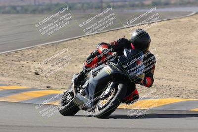 media/Nov-05-2022-SoCal Trackdays (Sat) [[f8d9b725ab]]/Turns 9 and 8 (1050am/